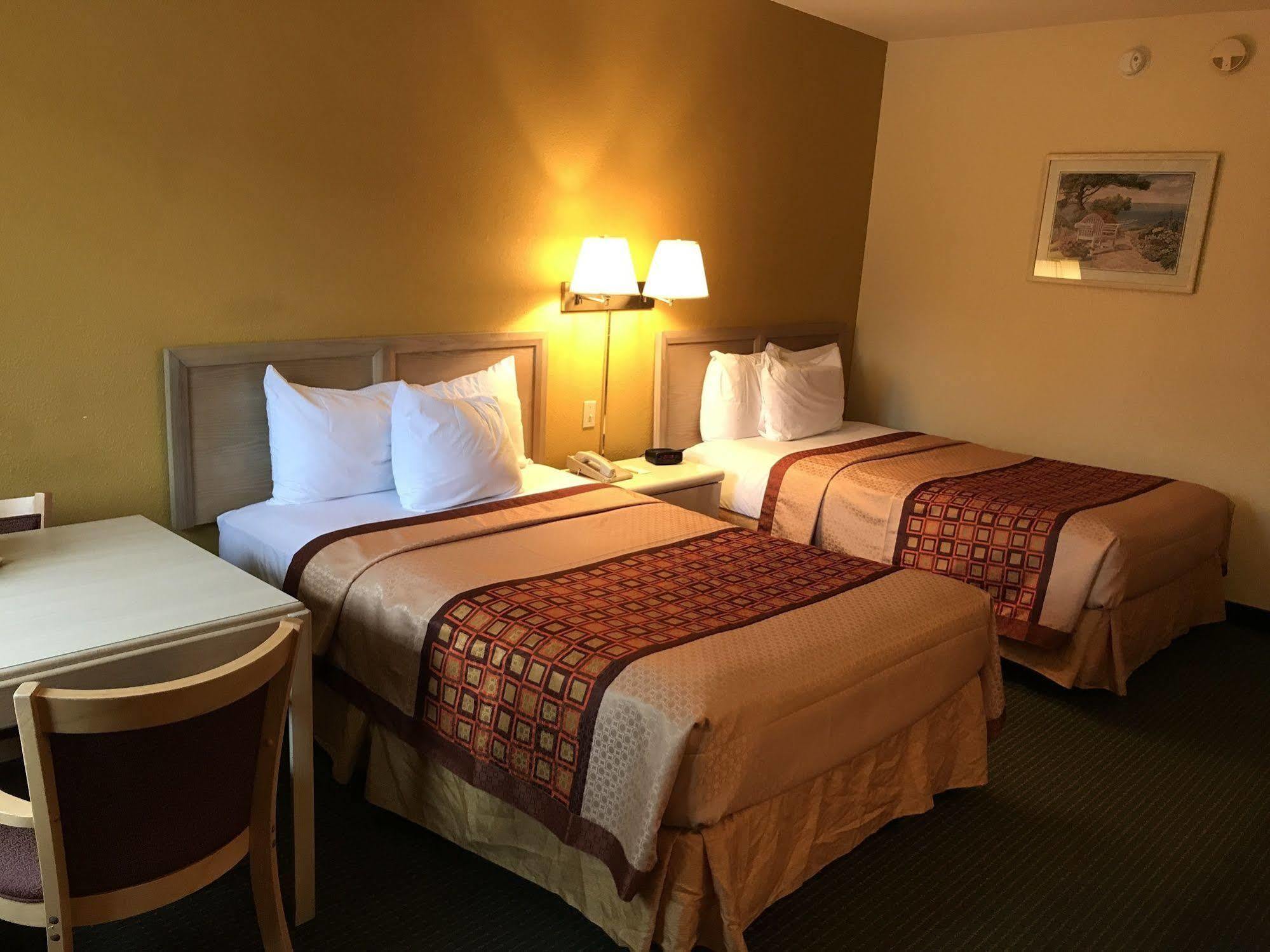 Budget Host Inn 샌더스키 외부 사진