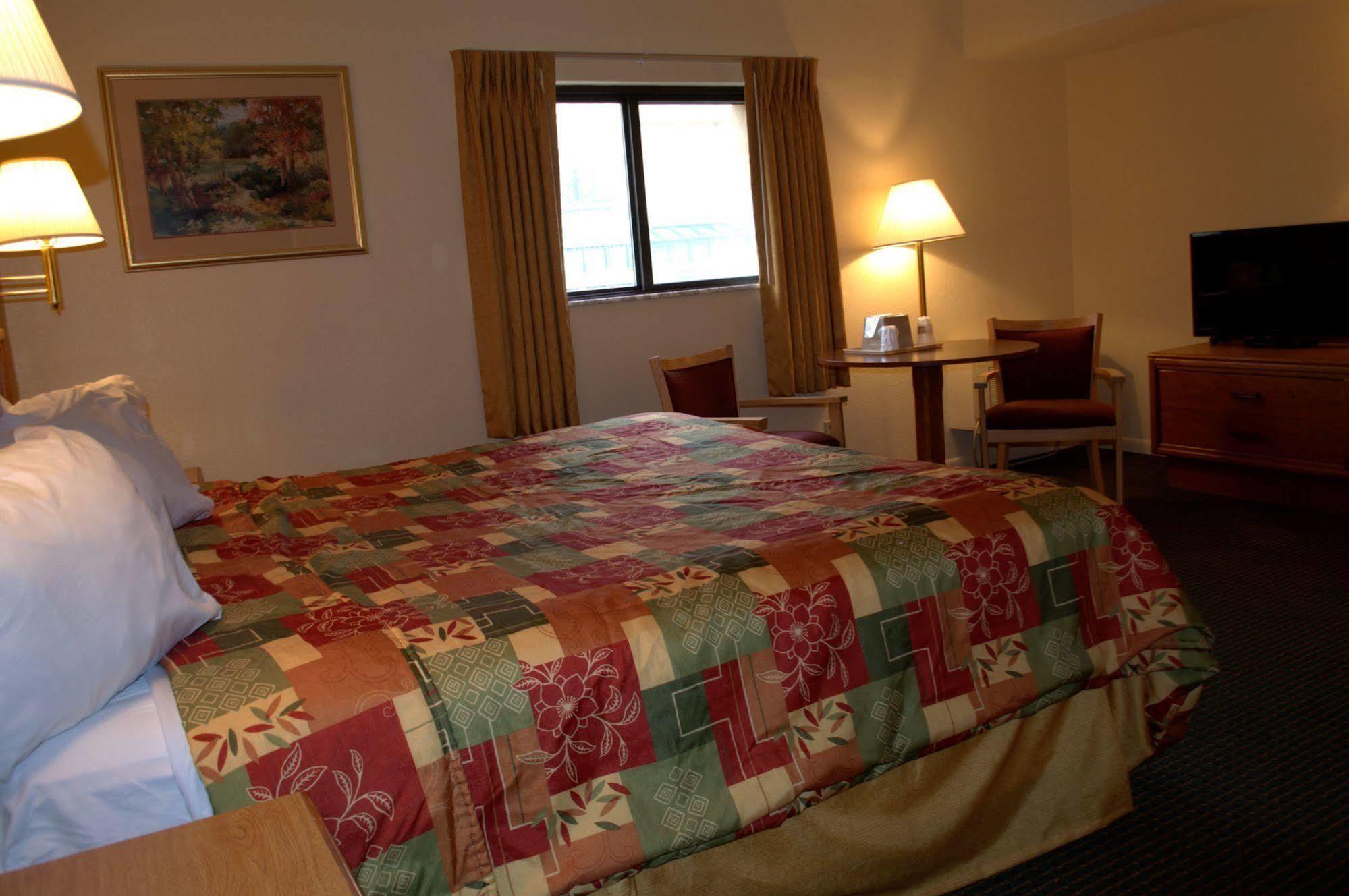 Budget Host Inn 샌더스키 외부 사진