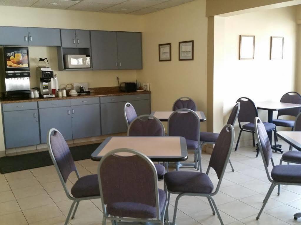 Budget Host Inn 샌더스키 외부 사진